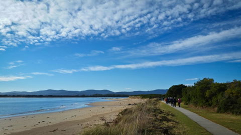 Pearl Hawley Beach - Inverell Accommodation 43