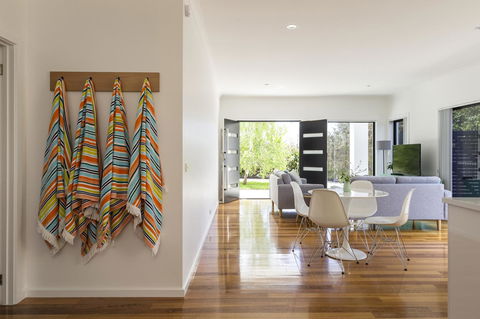 Pearl Hawley Beach - Inverell Accommodation 23