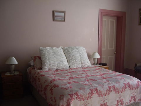 Lucinda B&B - Inverell Accommodation 15