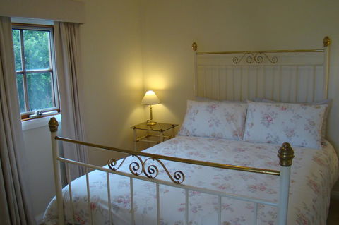 Buttons Cottage For Canyon & Rain Forest Walks With In House Dining - Inverell Accommodation 10