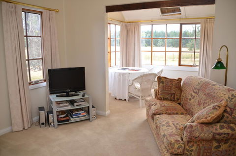 Buttons Cottage For Canyon & Rain Forest Walks With In House Dining - Inverell Accommodation 15