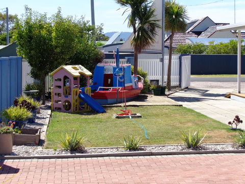 Sails On Port Sorell Boutique Apartments - Inverell Accommodation 21