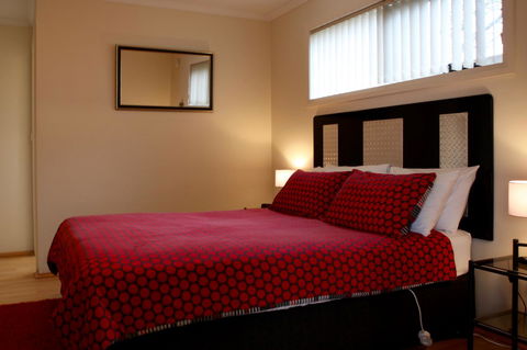 Sails On Port Sorell Boutique Apartments - Inverell Accommodation 13