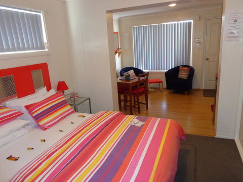 Sails On Port Sorell Boutique Apartments - Inverell Accommodation 23