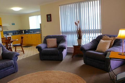 Sails On Port Sorell Boutique Apartments - Inverell Accommodation 16