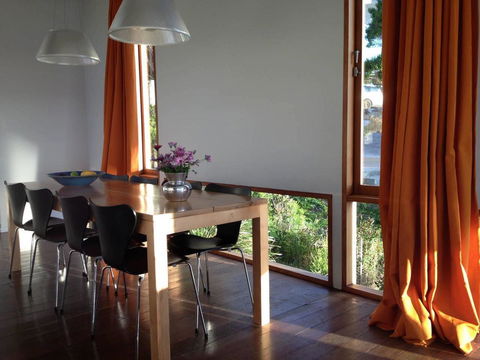 Holland House Bay Of Fires - Inverell Accommodation 2