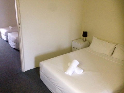 Abel Tasman Airport Motor Inn - Inverell Accommodation 3