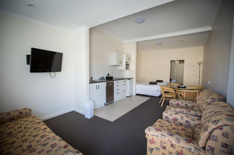 Abel Tasman Airport Motor Inn - Inverell Accommodation 38
