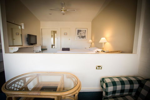 Abel Tasman Airport Motor Inn - Inverell Accommodation 37