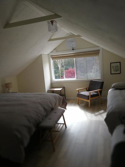 Hilltop Cottages - Inverell Accommodation 3