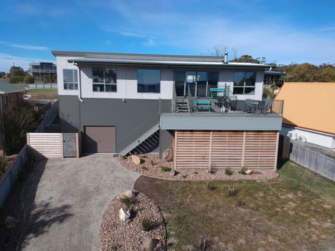 GRANITE BEACH HOUSE @ Bay Of Fires - Inverell Accommodation 1