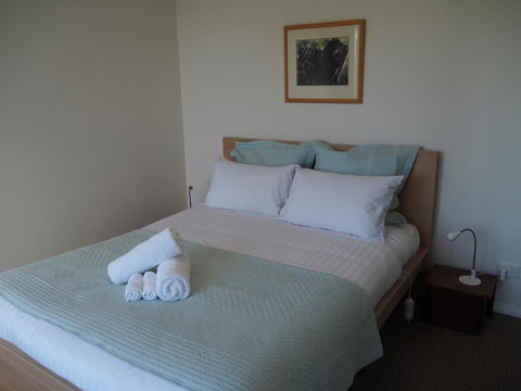 GRANITE BEACH HOUSE @ Bay Of Fires - Inverell Accommodation 6