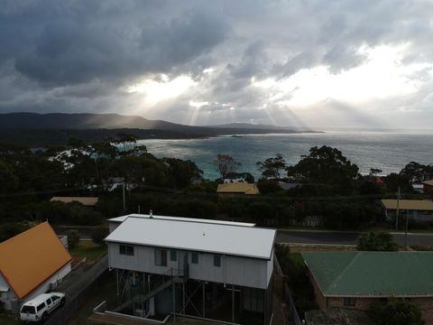 GRANITE BEACH HOUSE @ Bay Of Fires - Inverell Accommodation 8