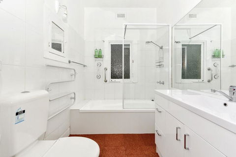 Cimitiere By The Park - Inverell Accommodation 7
