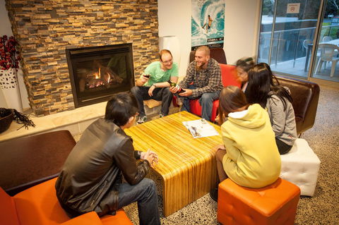 The Island Accommodation - Inverell Accommodation 12