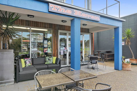 The Island Accommodation - Inverell Accommodation 28