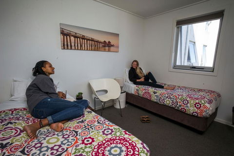 The Island Accommodation - Inverell Accommodation 3