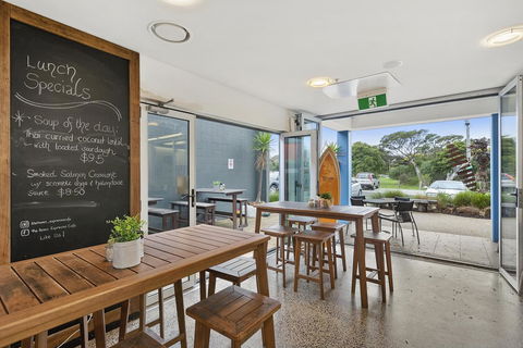 The Island Accommodation - Inverell Accommodation 23