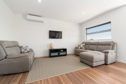 Rosewater Townhouses Dromana - Inverell Accommodation 25