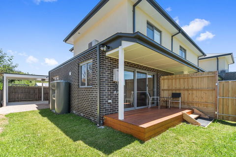 Rosewater Townhouses Dromana - Inverell Accommodation 12