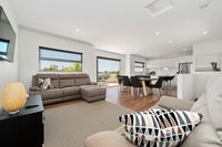 Book Dromana Accommodation Vacations Inverell Accommodation Inverell Accommodation