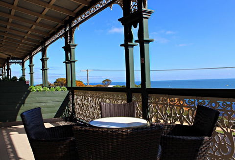 The Royal Hotel Mornington - Inverell Accommodation 15