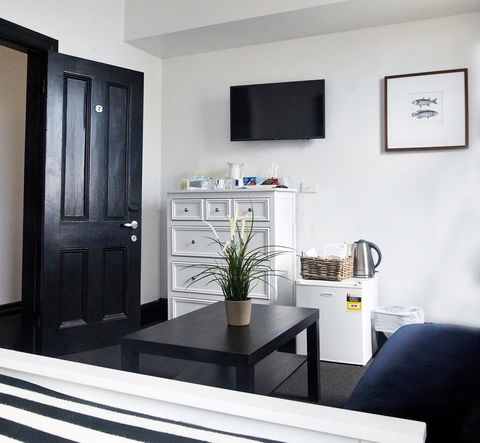 The Royal Hotel Mornington - Inverell Accommodation 14