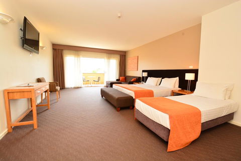 Mornington Hotel - Inverell Accommodation 2