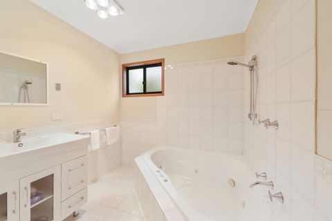 High Country Holiday Park - Inverell Accommodation 12