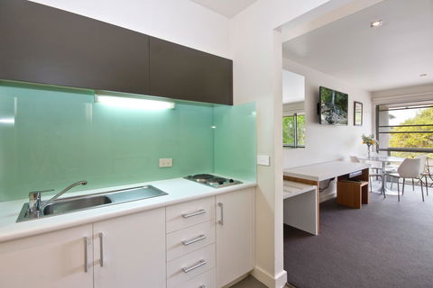 Lorne Bay View Motel - Inverell Accommodation 27