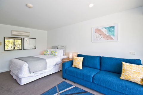 Lorne Bay View Motel - Inverell Accommodation 18