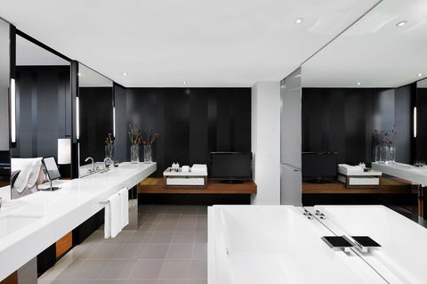 Crown Metropol Melbourne - Inverell Accommodation 7
