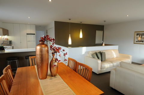 The Victoria Apartments - Inverell Accommodation 14