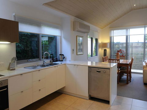 The Victoria Apartments - Inverell Accommodation 33