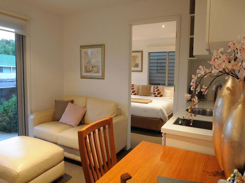 The Victoria Apartments - Inverell Accommodation 20