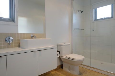 The Victoria Apartments - Inverell Accommodation 12