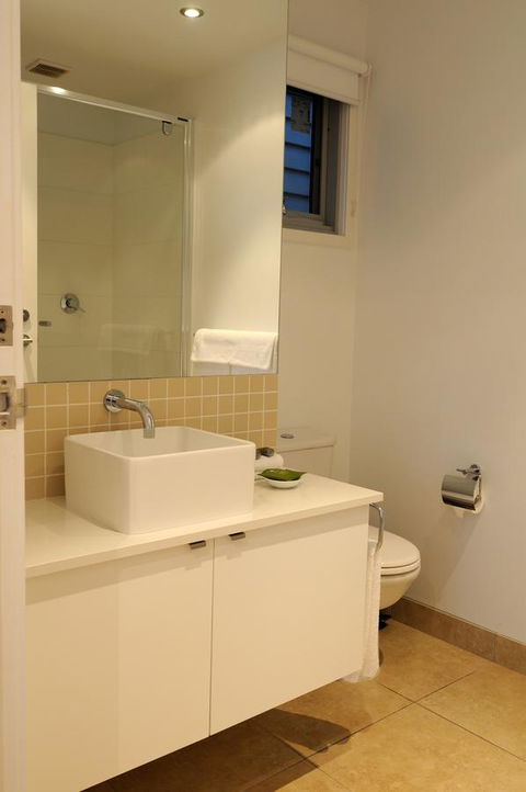 The Victoria Apartments - Inverell Accommodation 4