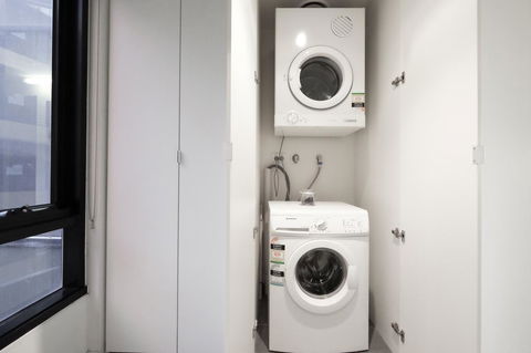 Mono Apartments On Franklin Street - Inverell Accommodation 9