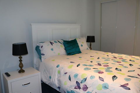 130 At The Waves - Inverell Accommodation 11