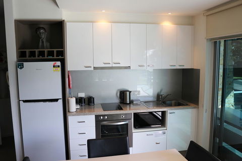 130 At The Waves - Inverell Accommodation 8