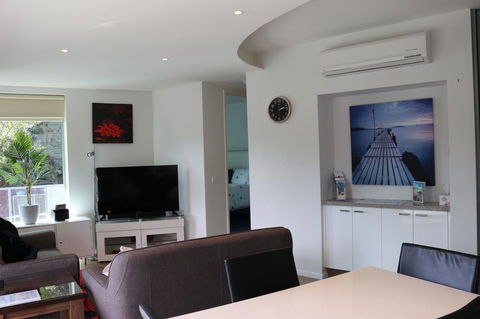 130 At The Waves - Inverell Accommodation 2