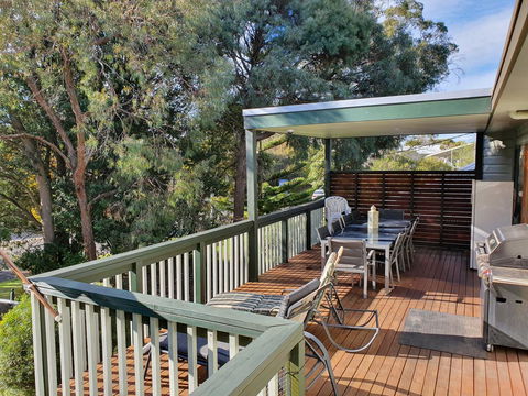 Island Family Holiday Retreat - Inverell Accommodation 1