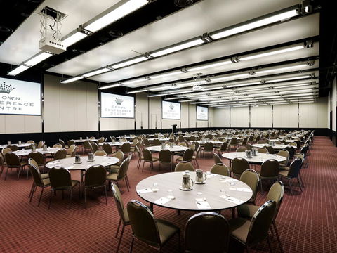 Crown Promenade Melbourne - Inverell Accommodation 17