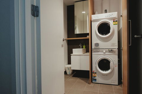 Mono Apartments On La Trobe Street - Inverell Accommodation 5