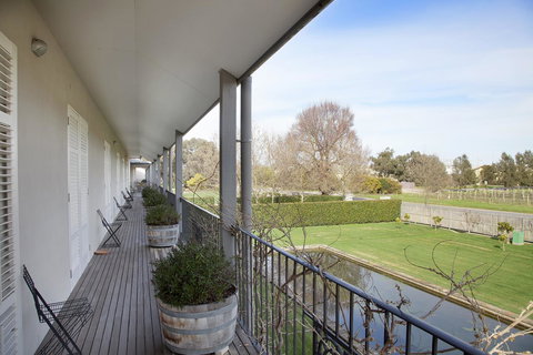 Lancemore Milawa - Inverell Accommodation 9