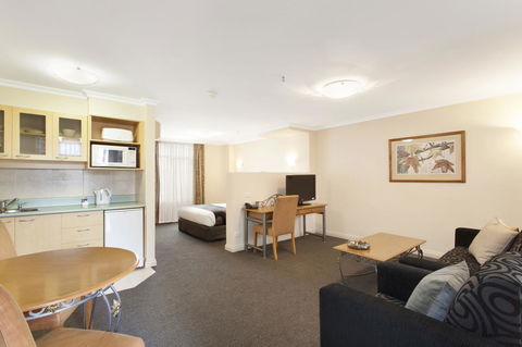 Melbourne Metropole Central Official - Inverell Accommodation 29