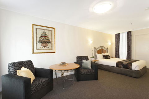 Melbourne Metropole Central Official - Inverell Accommodation 39