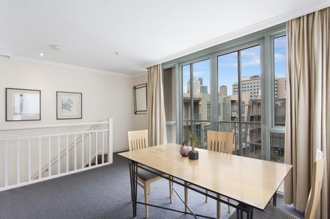 Melbourne Metropole Central Official - Inverell Accommodation 5