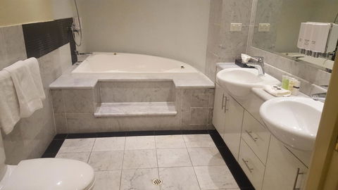 Melbourne Metropole Central Official - Inverell Accommodation 6