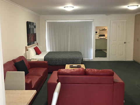 Beachcomber Motel & Apartments - Inverell Accommodation 12
